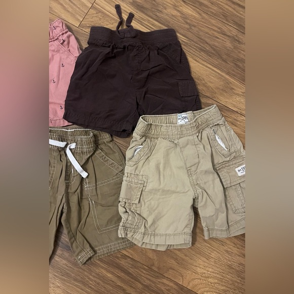 Boys 18 month shorts lot of 5 - Picture 3 of 3
